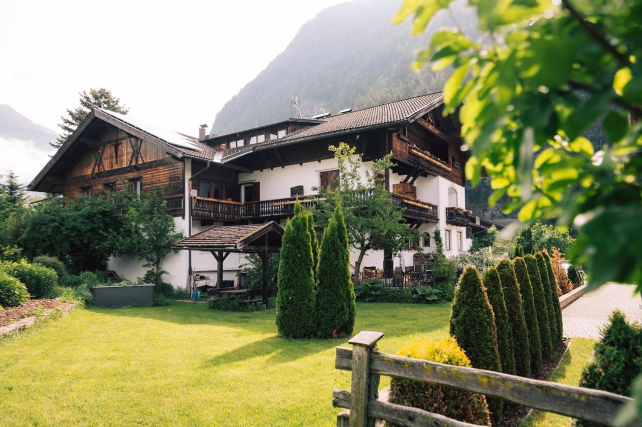 Gasthof Residence Brugghof & Erlhof Campo Tures Ngoại thất bức ảnh